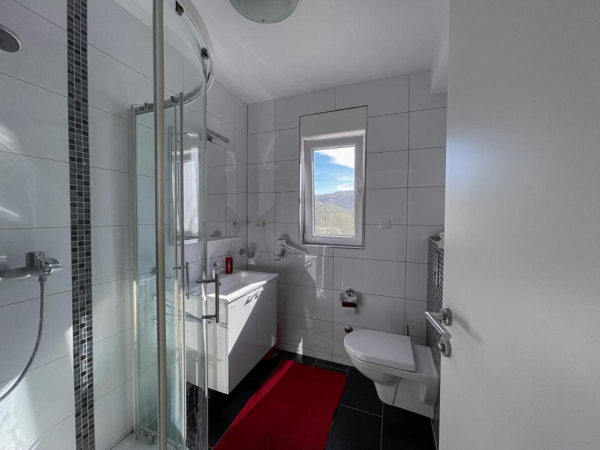 Ferienhaus Ivanka Apartment Трогир Екстериор снимка